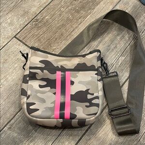 HAUTE SHORE camo with Pink Messenger Bag with Bold Stripes